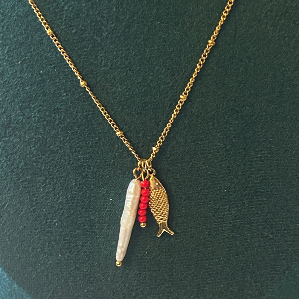 Atolea castaway beachwear‎ Gold Fish Pendant Necklace with Pearl and Red Beads